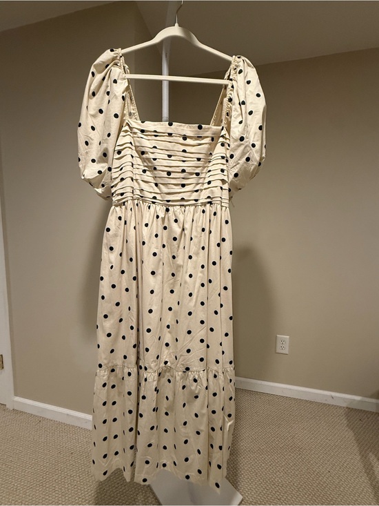 Abercrombie & Fitch Dresses & Skirts - Abercrombie & Fitch Cream Midi Dress with Black Polka Dots